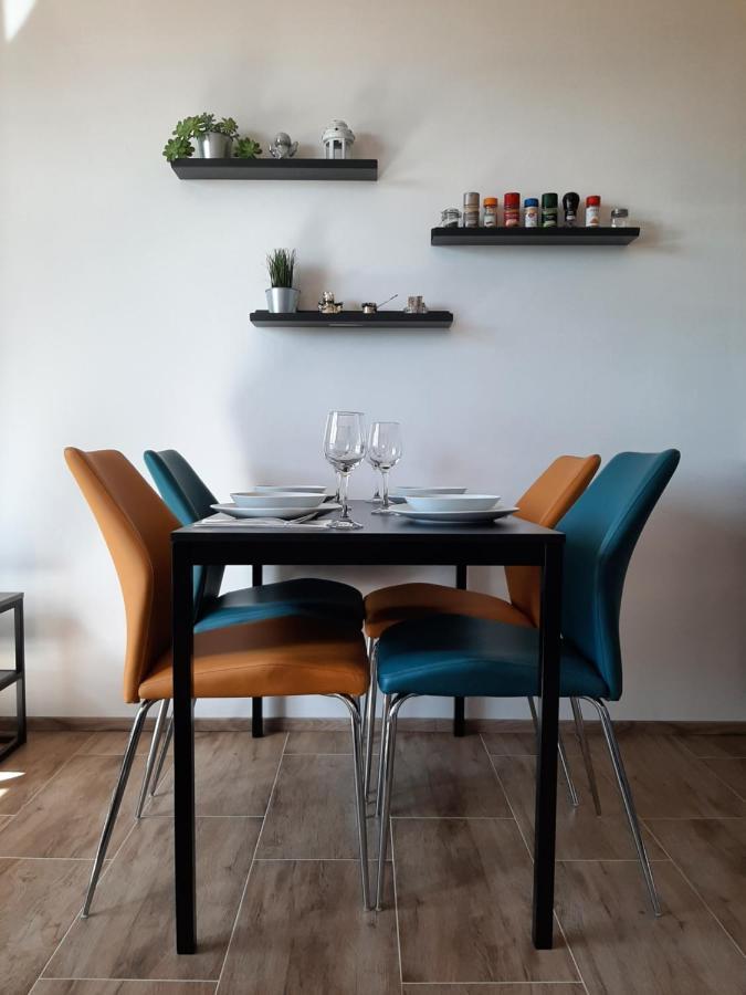 Apartamento Nozret Paljuv Exterior foto