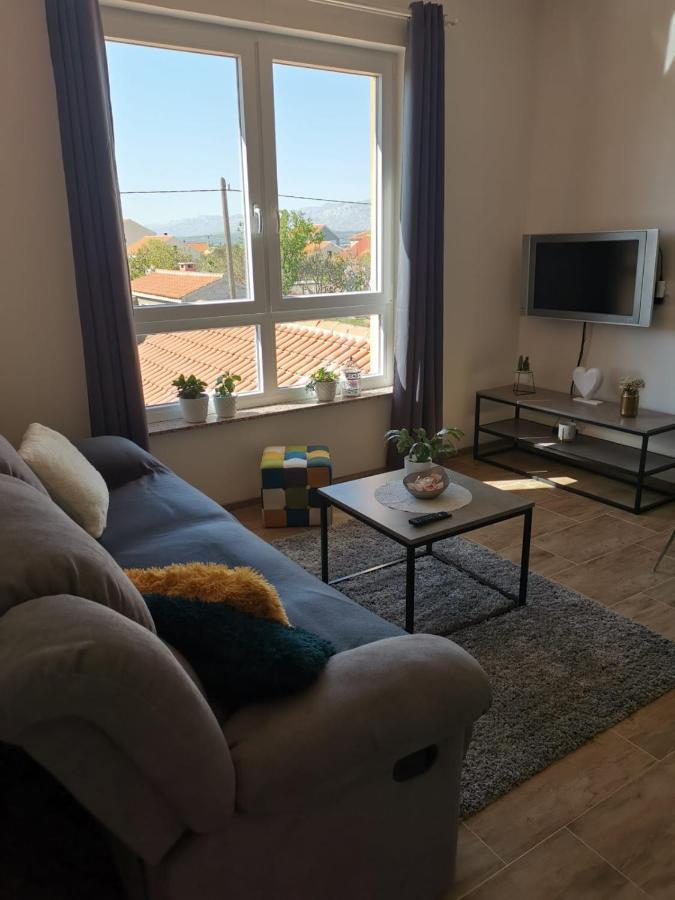 Apartamento Nozret Paljuv Exterior foto