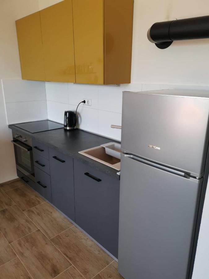 Apartamento Nozret Paljuv Exterior foto