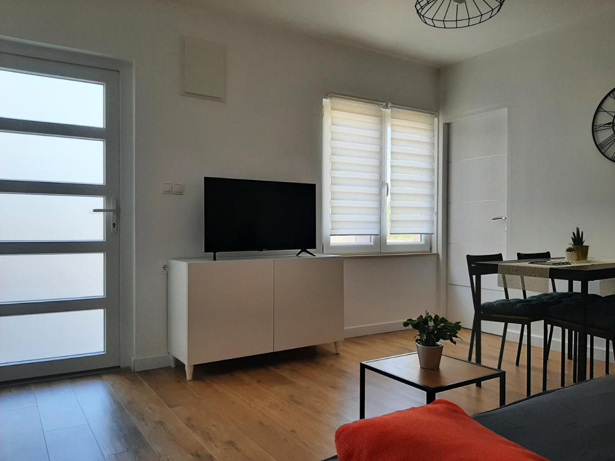 Apartamento Nozret Paljuv Exterior foto